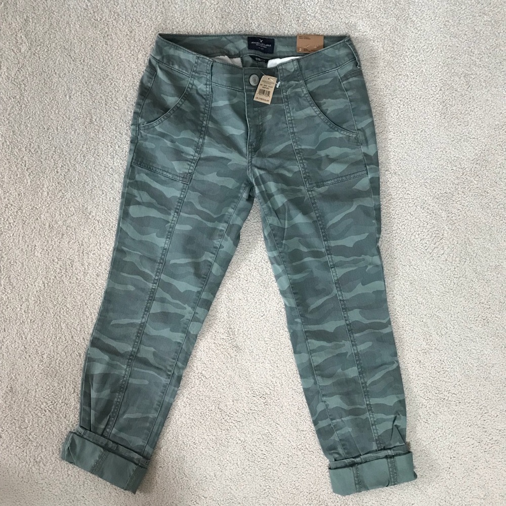 American Eagle skinny camo pants